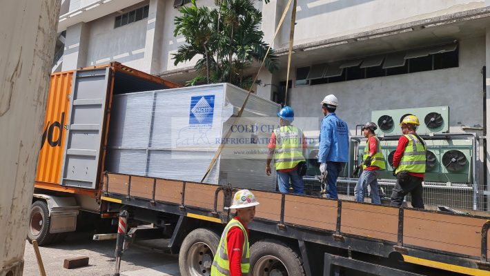 Manufacturing & Delivery – Process of unloading Ammonia Evaporative Condenser Manufacturing & Delivery - Process of unloading Ammonia Evaporative Condenser